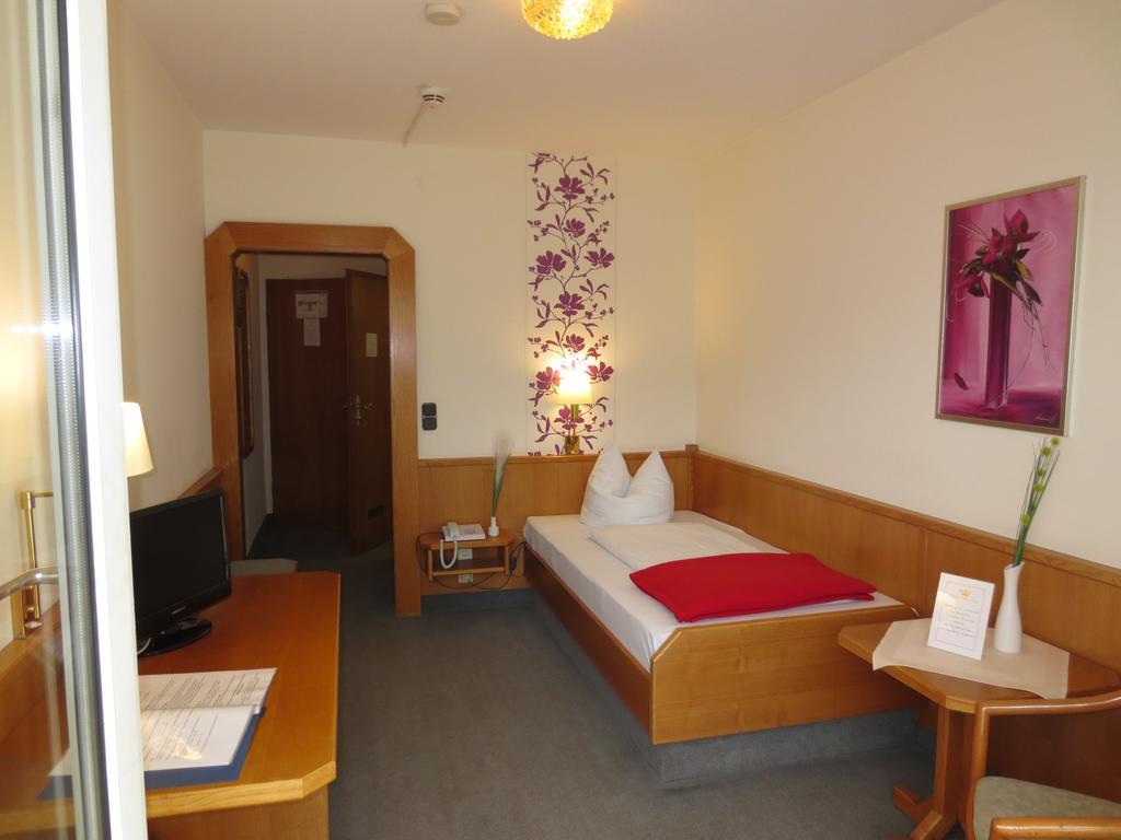 Hotel Krone Traisen Exterior photo